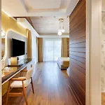 Hera &