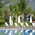 Hera & 3* Çıralı