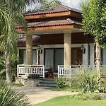 Hera Hotel