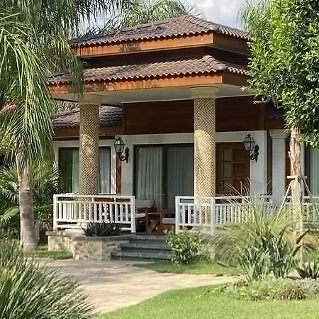 Hera Hotel