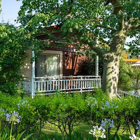 Hera Hotel