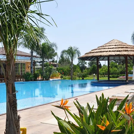 Hotel Hera &